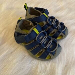 Bullfrogs‎ Shoes Boys Sandal’s Size 2M